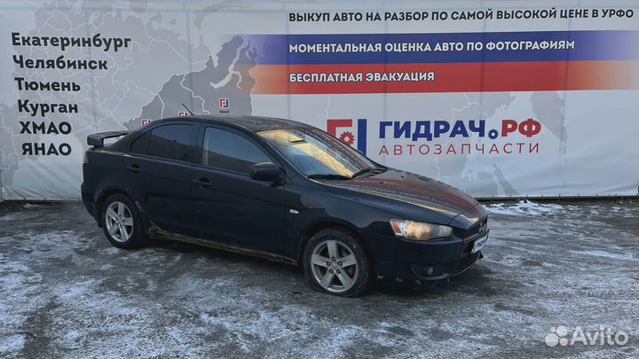 Суппорт тормозной задний правый Mitsubishi Lancer X 4605A478