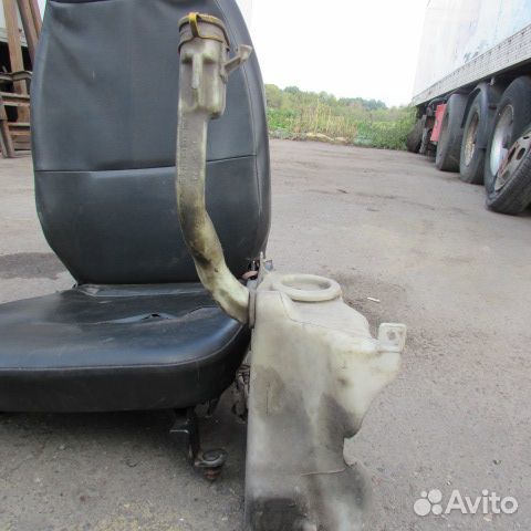 Бочек омывателя Mercedes 203