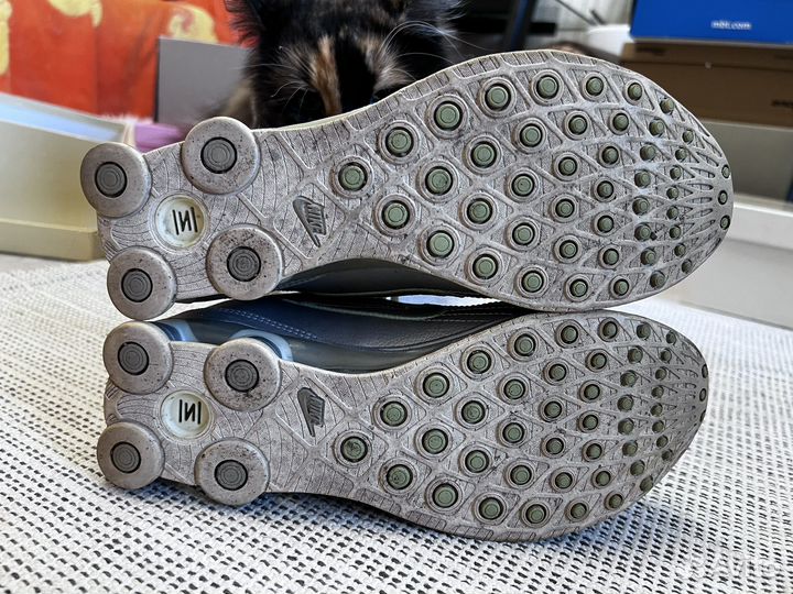 Беговые кроссовки Nike оригинал серебряные 38р