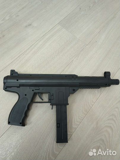 Игрушечный автомат