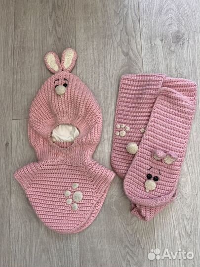 Комплект шапка, шарф, шапка шлем