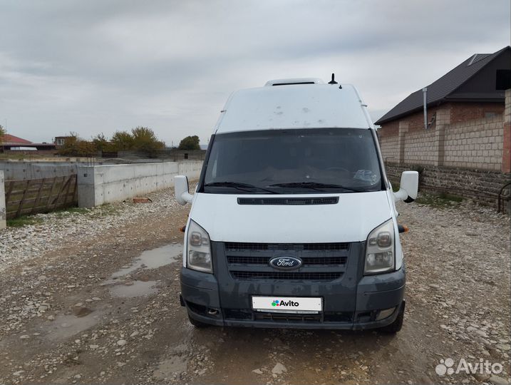 Ford Transit 2.4 МТ, 2011, битый, 815 000 км