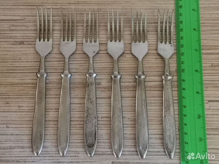 Вилки десертные. Старинные. Набор - 6 штук