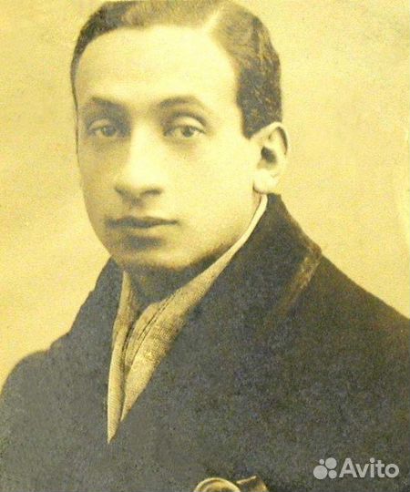 Фрешкоп Леонид Старый тополь бумага уголь 1950 год