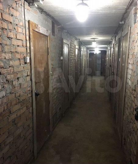 Машиноместо, 10 м²