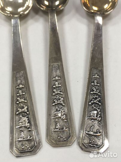 Серебряные ложки на 12 персон