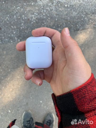 Airpods 1