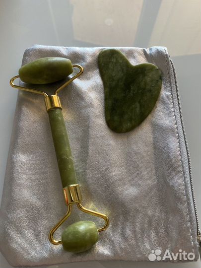 Нефритовый ролик, массажный скребок, гуаша