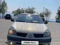 Renault Clio 1.4 AT, 2003, битый, 198 000 км, с пробегом, цена 310 000 руб.