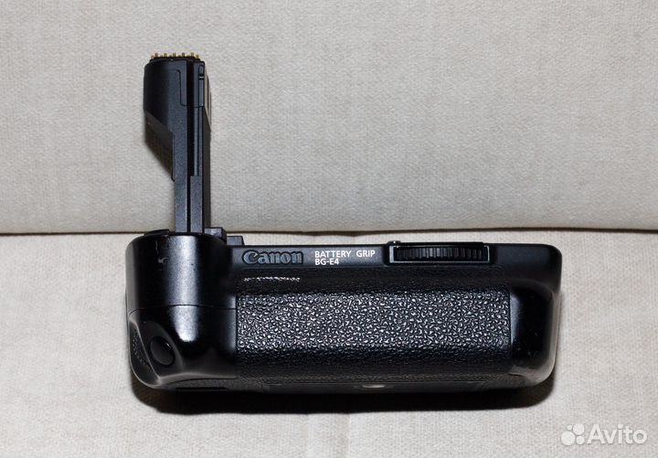 Батарейный блок Canon BG-E4