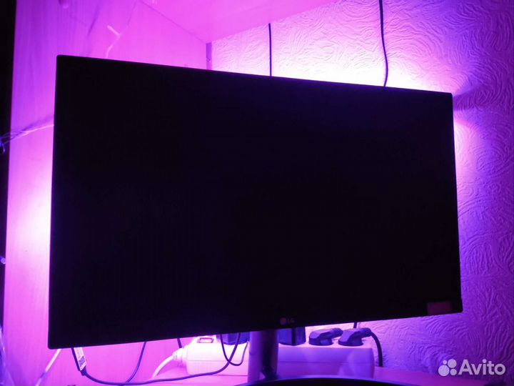 Монитор LG 22MK600M-B