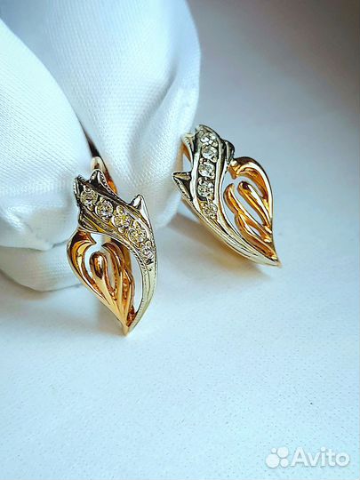 Золотые серьги с фианитами