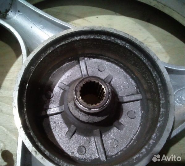 Колесо на скутер заднее 139qmb R12/19шлицов