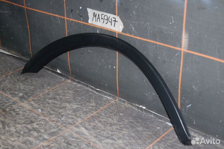 Накладка крыла задн прав - Mitsubishi Outlander 3