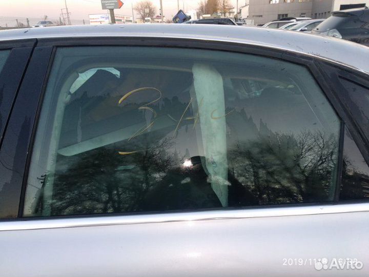 Стекло двери заднее левое Audi A4 8K2 cdnc