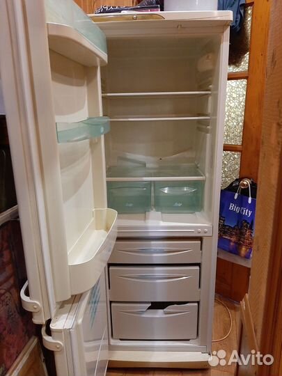 Холодильник Stinol rf305a