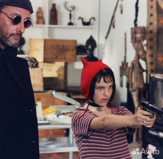 Вязаный чепчик женский