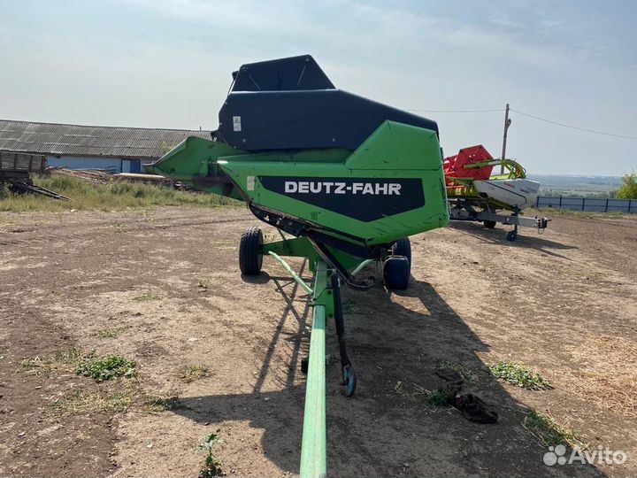 Комбайн Deutz-Fahr 6040, 2011