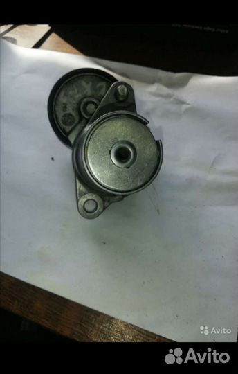 Натяжитель ремня приводного Шкода октавия 3