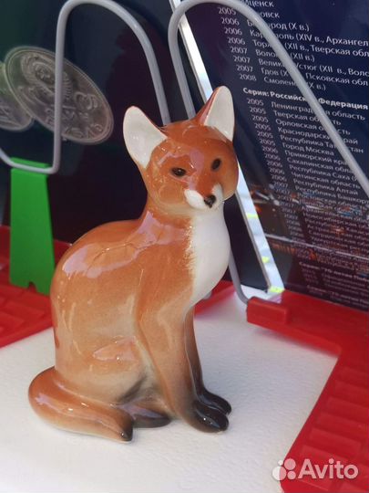 Статуэтка фарфоровая Лиса лфз