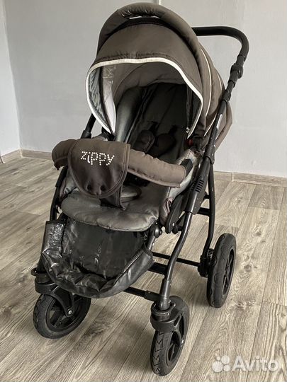Коляска zippy