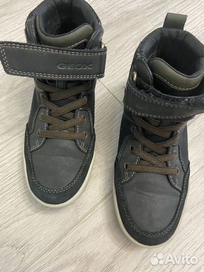 Ботинки демисезонные для мальчика 32