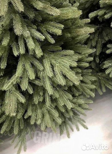 Елка искусственная