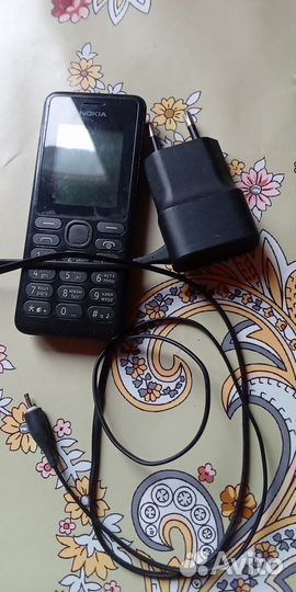 Мобильный телефон
