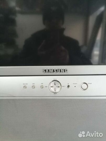Телевизор samsung