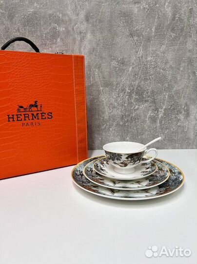 Чайный сервиз набор посуды Hermes в чемодане