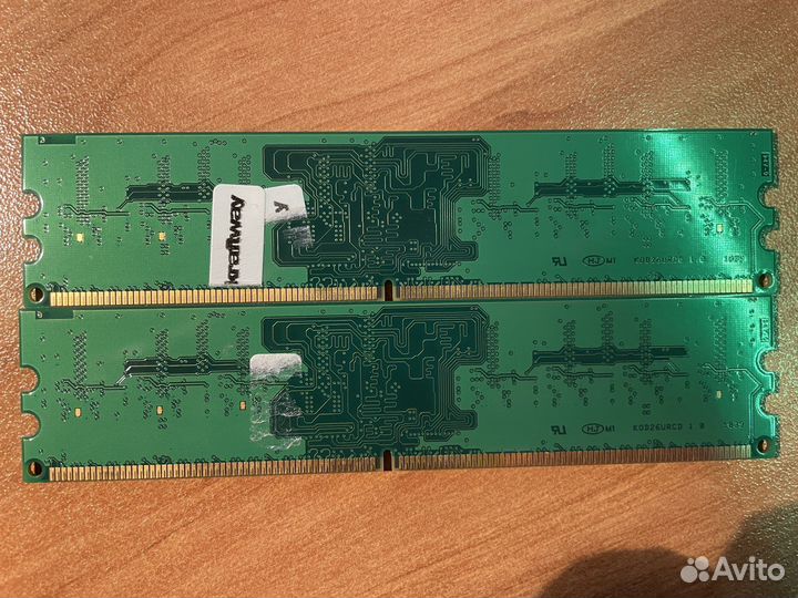 Оперативная память 1 Gb DDR-2 PC-6400