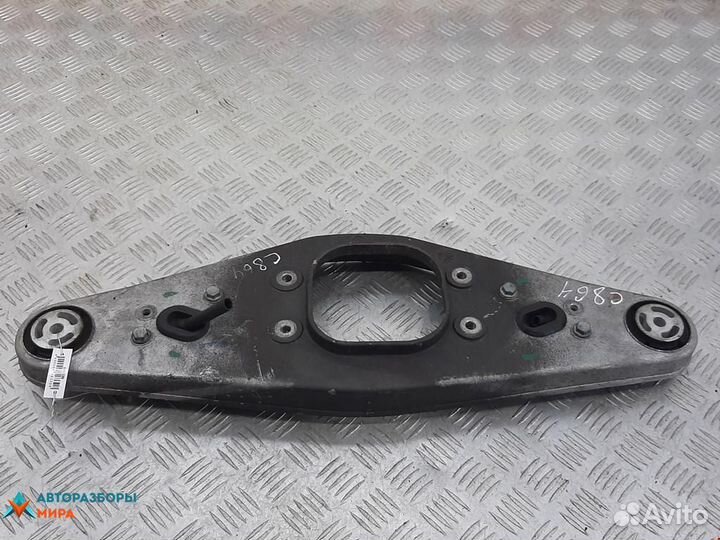 Кронштейн (крепление) Mercedes-Benz CLS-Класс C219