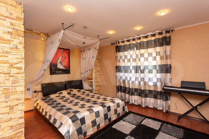 2-к. квартира, 101 м², 2/4 эт.