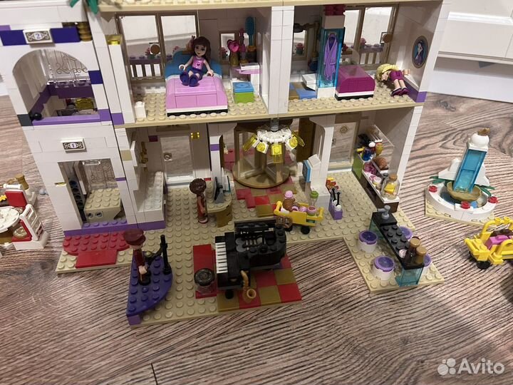 Lego friends гранд отель