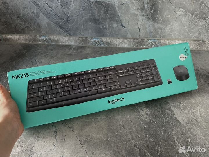 Комплект беспроводной клавиатура и мышь Logitech