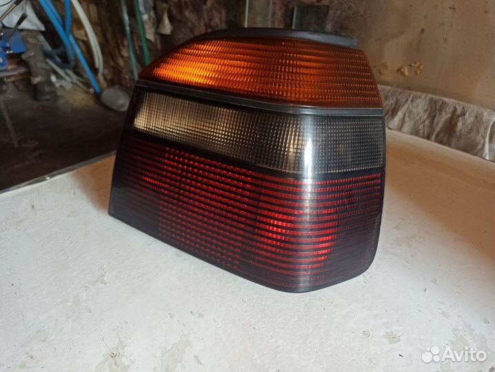 Задние фонари на Volkswagen Golf 3