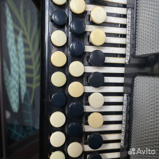 Редкий баян с историей