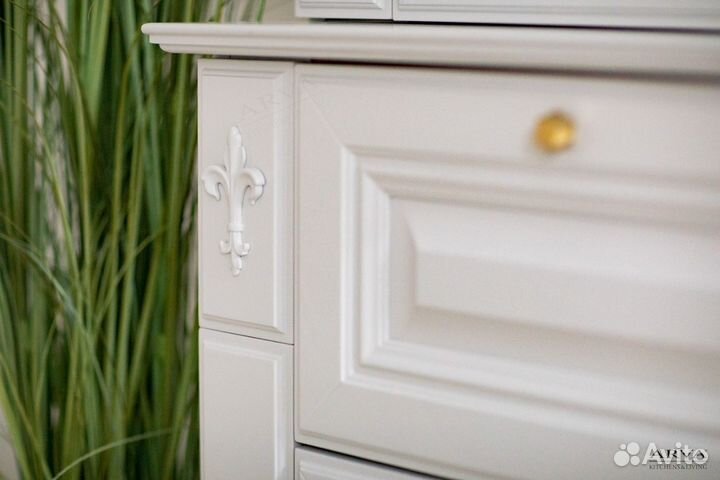 Шкаф на заказ, Ясень, цвет по NCS