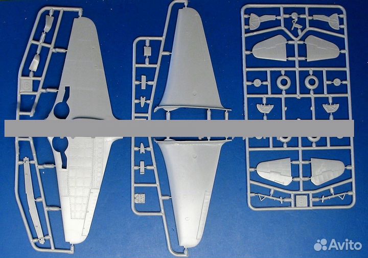 Сборная модель Як-9дд. масштаб 1/48