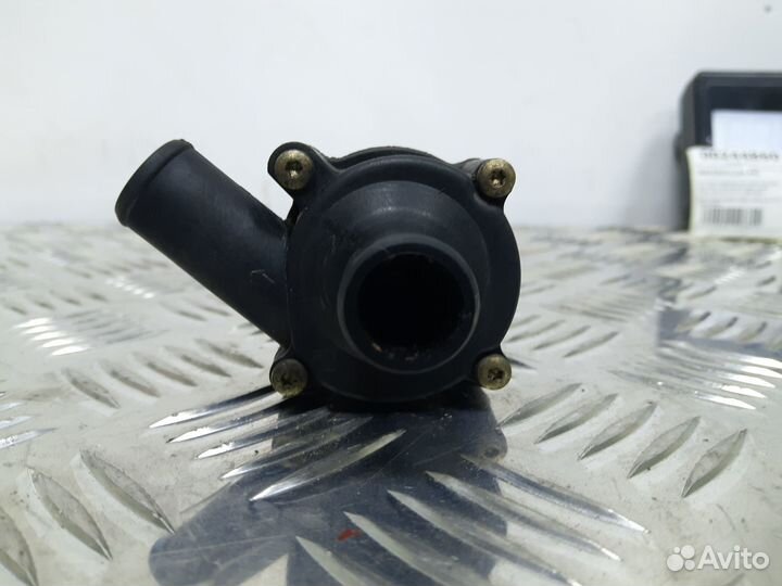 Б/У Насос водяной доп MB CLK-Class 208 1997–200