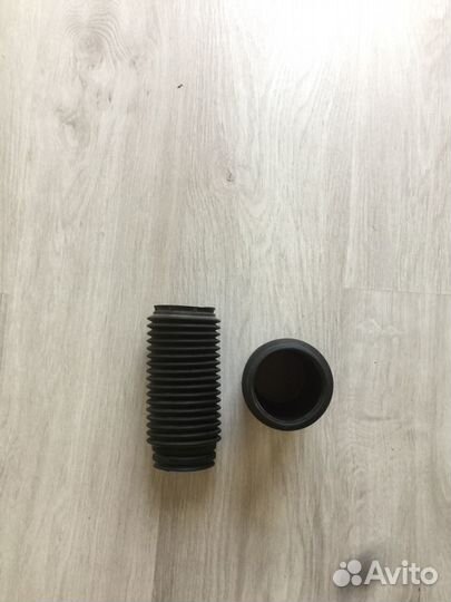 Пыльник амортизатора монdео IV