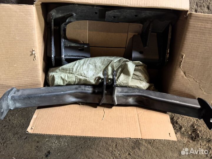 Фаркоп Митсубиси Паджеро спорт