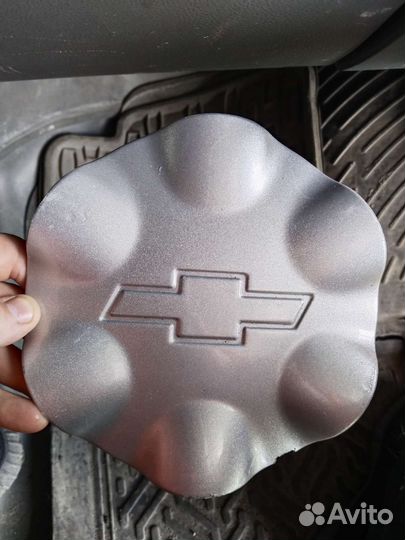 Колпак литого диска niva chevrolet