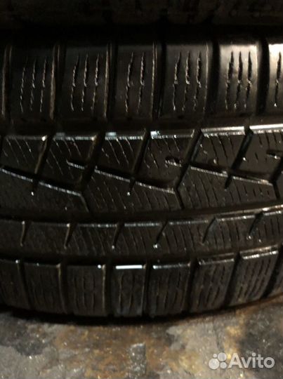 Yokohama W.Drive V902 235/55 R20 102V