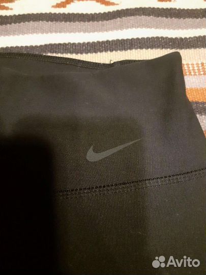 Леггинсы Nike