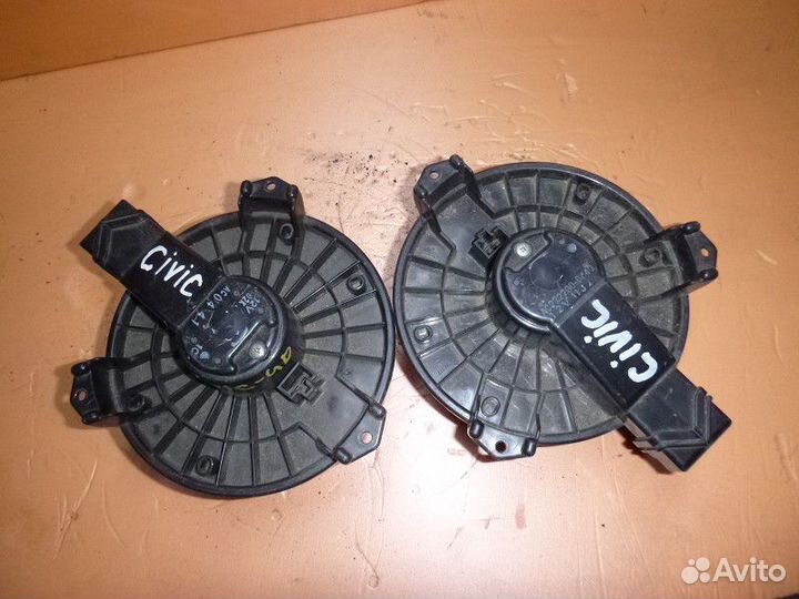 Моторчик печки honda civic 4D 2006