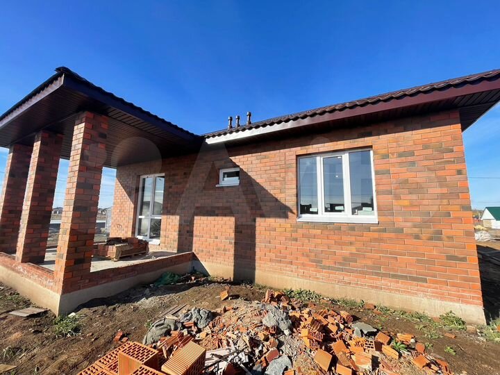 Коттедж 105 м² на участке 8 сот.