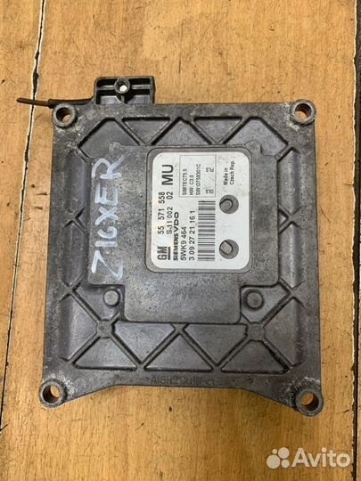 Блок управления двигателем Opel Astra H Z16XER