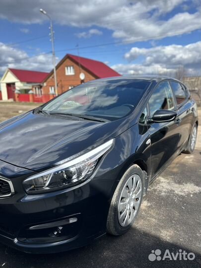 Kia Ceed 1.6 AT, 2017, 76 867 км