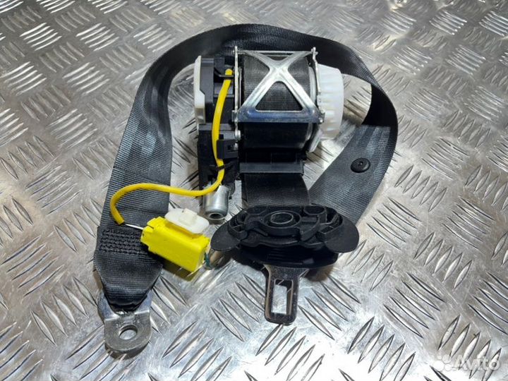 Ремень безопасности передний правый Volkswagen